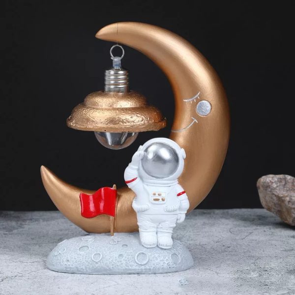 Lámpara Astronauta y Faro Dorado - Imagen 3